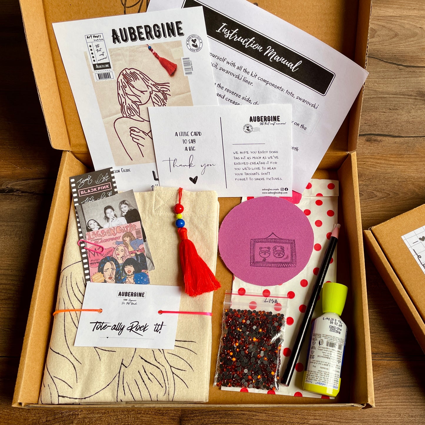 LISA EMBELLISHMENT DIY TOTE KIT